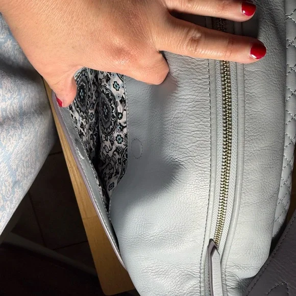 Vera Bradley leather Gallatin carryall Carson - Picture 8 of 10